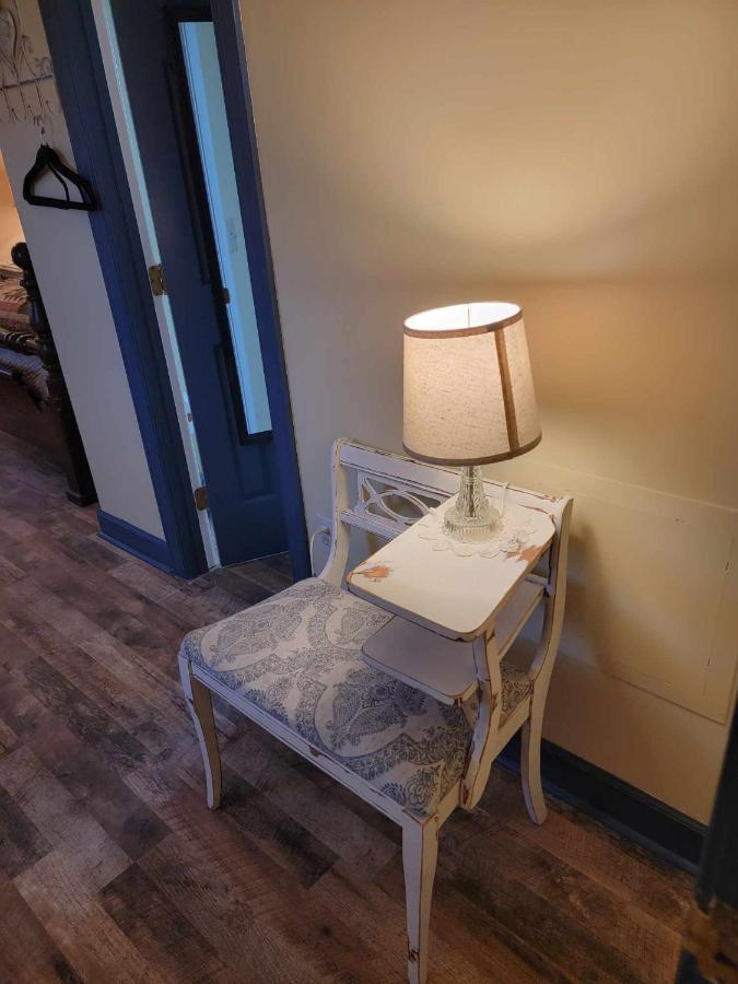 Moonlight Manor Bed & Breakfast Floyd Buitenkant foto